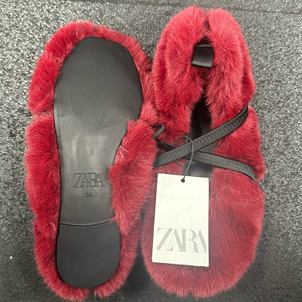 Zara burgundy faux fur slip-on. Size 6